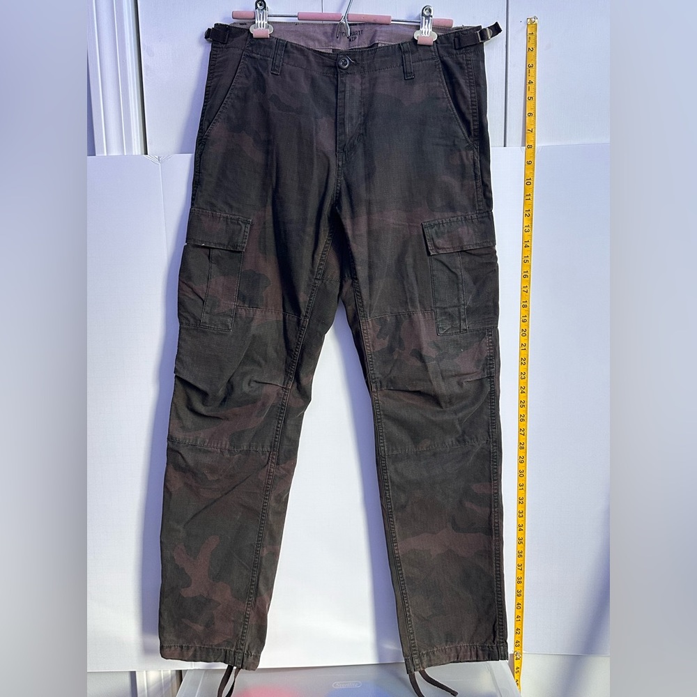 Carhartt Men’s aviation/cargo Pant, purple and brown camouflage
